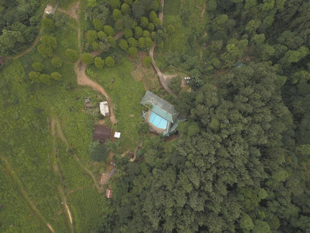 Forest Edge Hotel Ginigathena Екстер'єр фото